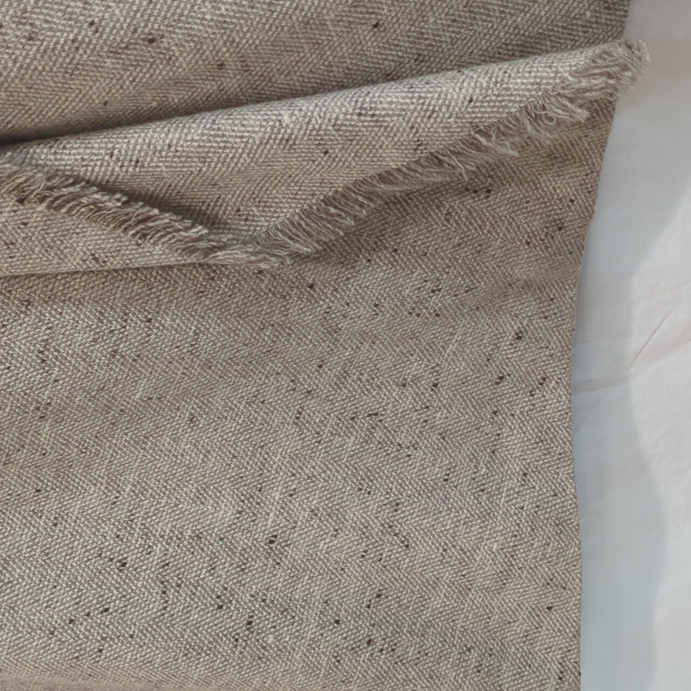Liz Claiborne | Wrap Natural Tan/Specks Herringbone Fringed Waterfall Skirt | 8 - Picture 3 of 12